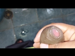 Me Meti Al Baño a Masturbarme Estaba Muyy Caliente