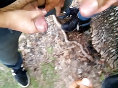 masturbate in public