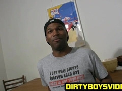 Handsome amateur exercising his BBC in masturbation solo