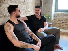 Gay bareback, homo, bareback anal
