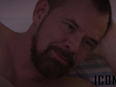 Heavy Fellow Penetrating Petite Rump