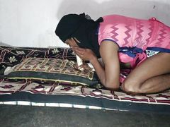 Indian Desi skinny giryanalplaying solo alone in home riding hardcore.hindi sex