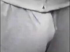 Big Bulges in Public Super Size Bulge Pacet Compilatio