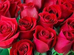 Mature Bangladeshi stud Desi Mazaa shows off his big ass in a gay scene