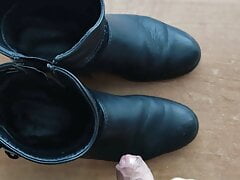 Cum on stepmom's ankle strap boots