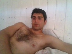 Straight Chilean guy bursts all over himself