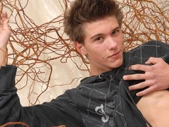 Adam Johnson wants to jerk off and spill that seed