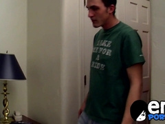 Emo excels at deepthroat and busting asshole with cock