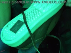 ODOR MY SOCKS AND MY SOLES UNDER MY DESK