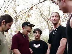 CUM 4 YOUNG PUNKS OUTDOORS GROUP FEED