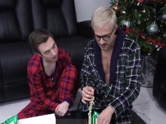 FamilyDick - Zach Fucked His Stepdad In The Backseat