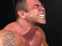 Strong men provide excellent anal perversions in a rough duo