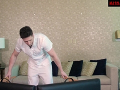 Jackson Luvs Getting His Cornhole Rubbed By A Fat Man meat