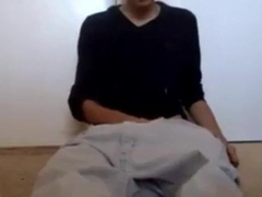 Watch this amateur guy give a homemade oily footjob to his hot gay girlfriend