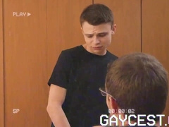 CARNAL PLUS - Fabulous DILF Tucker Barrett breeds his lad in laundry bedroom