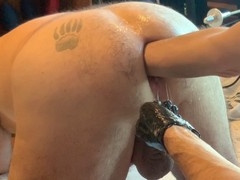 ahungrybear64 in intense anal session