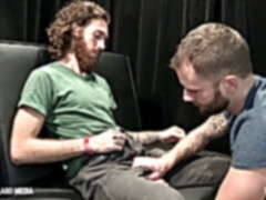 Scruffy inked Alt-stud gets bj'ed