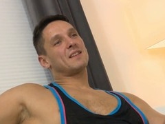 Solo session: muscular ebony gay stud pleasures himself