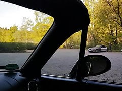 nackt im auto