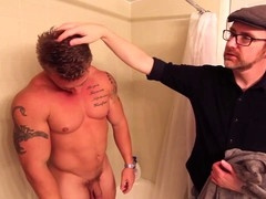 Bears, big dick, bodybuilder