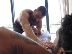 Jeus - Parent Ex Is Providing A Exclusive Rubdown To Jeus