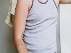 Gergely Molnar - Large Boink is shooting