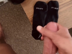 Bare jock shoots all over