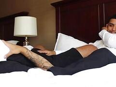 Handsome Hunk Foot Worship And Handjob Cumshot