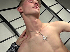 audition - uber-cute Blond youngster