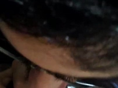 Lobão Chupando Garoto no Banheiro da Faculdade ejaculação)