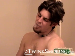 Horny straight stud Maxxx Pound released his load after a softcore jerking and smoking