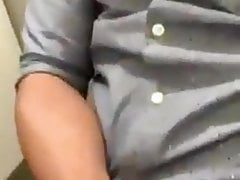 Batendo uma Punha no Trabalho
