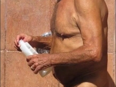 Amateur Dad and the Spanish-Spotted Otter