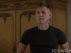 Tatted Zak Bishop lets his stepdaddy Lance Charger own his little ass