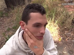 Czech Hunter Offers Moneyless Bartender 'ca'sh for an Outdoor Blowage