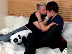 Emo Kamyk is horny for some ass drilling after cock sucking