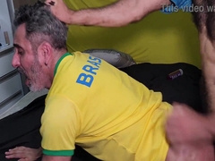 Endowed Arab came to pay me a visit and dreamed to plow me clad in a Brazil tee-shirt