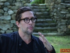 Watch this hot muscle stud take a hard pounding and a facial cumshot