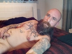 Raw and unfiltered solo session with a hot tattooed guy jizzing for daddy