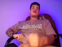 In english, average cock, average body