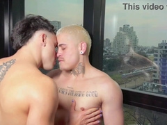 Making a mate sight like a tart.