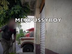CHACAL MECANICO ME CULEA EN EL BAÑO DE SU TALLER