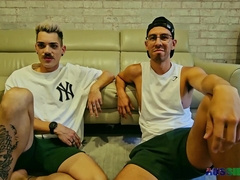 Blue Eye Australian Gay Beckett Pummeled Wet By Strung up Larkin