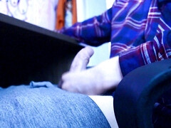 I play at home while there is no one