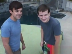 [GAYROOM] Damn That&#039_s Big: Penis with Gravity