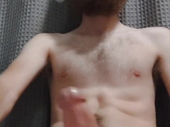 Heterosexual dude wanking his man meat for you, while his gf is in the bathroom behind him!