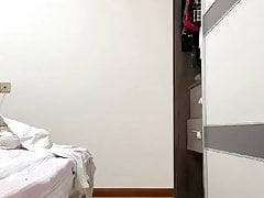 chinese baskerball player solo white sock
