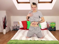 Leo King wants to jerk off harder than ever