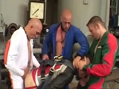 extreme German Knuckle