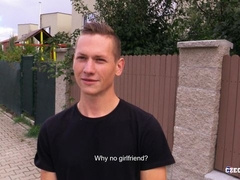 Skinny Czech amateur fucked with no rubber on